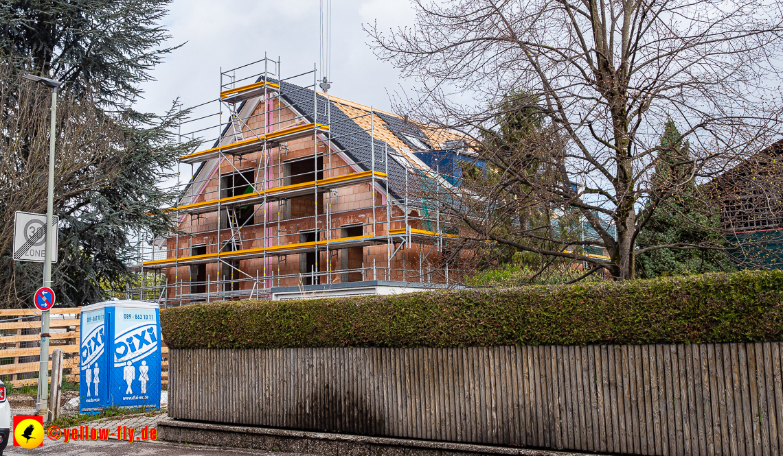 26.04.2023 - Burgfotos von der Baustell Niederalmstraße 16 in Neuperlach